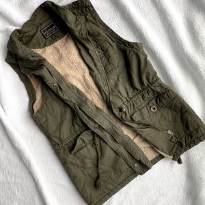 C’Est Toi Olive Army Green Utility Vest